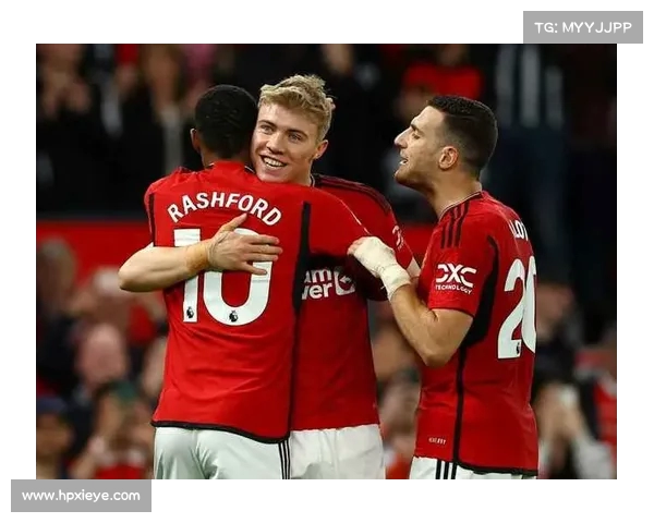 曼联新战术奏效，轻松克敌制胜